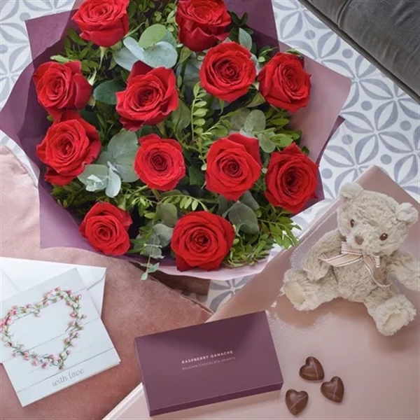 DOZEN RED ROSE GIFT SET